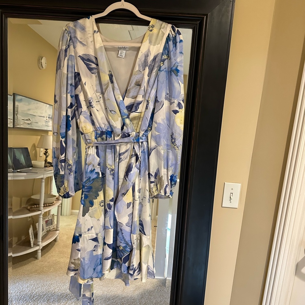 Nicole Miller Elegant Floral Wrap Dress